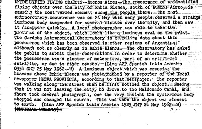 UFO sighting report from Buenos Aires describing luminous oval object and witness observations